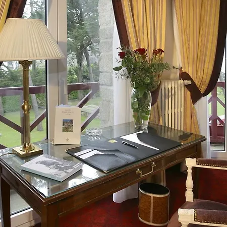 Le Castel Marie Louise 5* Ла-Боль-Эскублак