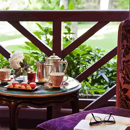 Le Castel Marie Louise Отель 5*