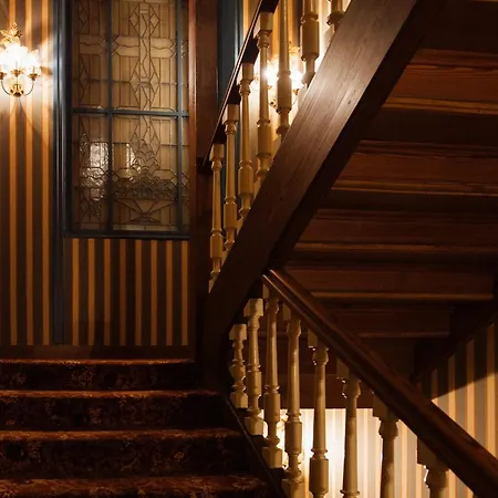 Le Castel Marie Louise Ла-Боль-Эскублак