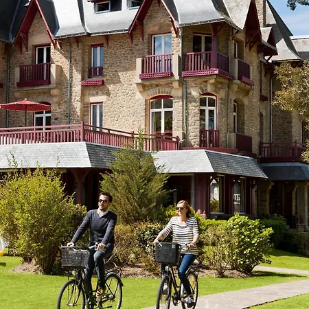 Le Castel Marie Louise Ла-Боль-Эскублак