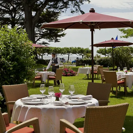 Отель Le Castel Marie Louise 5*