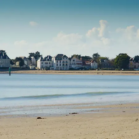 Le Castel Marie Louise 5*