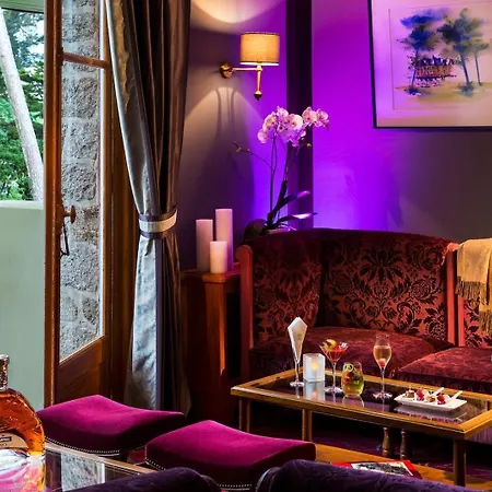 Le Castel Marie Louise Отель Ла-Боль-Эскублак