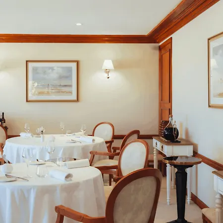 Le Castel Marie Louise Hotel