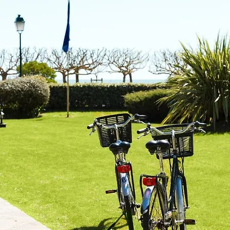 ホテル ル カステル マリー ルイーズ La Baule