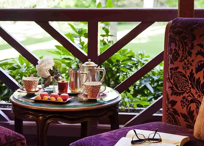 Le Castel Marie Louise Hotel 5*