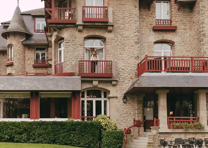 Le Castel Marie Louise Hotel