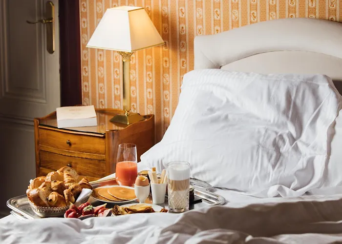 Le Castel Marie Louise Hotel 5*