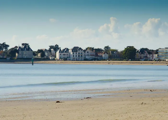 Le Castel Marie Louise 5*