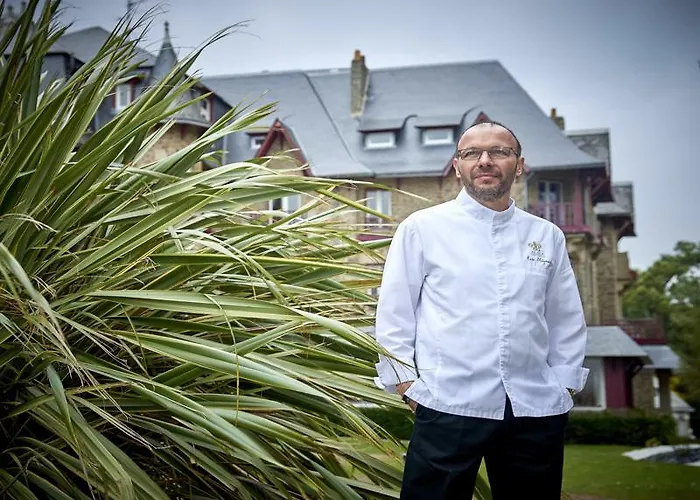 Le Castel Marie Louise Hotel
